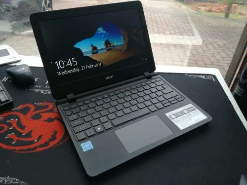 ***BRAND NEW***ACER ASPIRE ES11 ES1*6TH GEN N3350*2GB RAM*32GB EMMS*HD DISPLAY